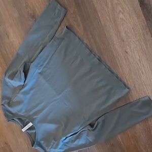 Athleta In Motion Long Sleeve Top